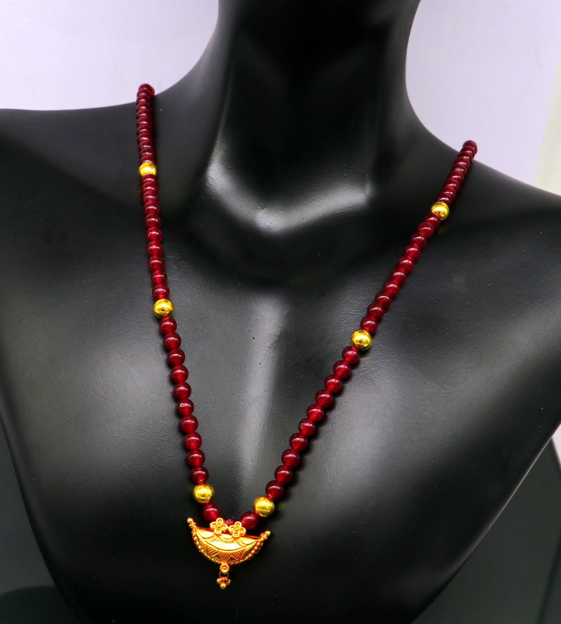 18" red color beaded necklace, fabulous 20kt yellow gold amulet style pendant, excellent customize gift stylish tribal ethnic jewelry ap05 - TRIBAL ORNAMENTS