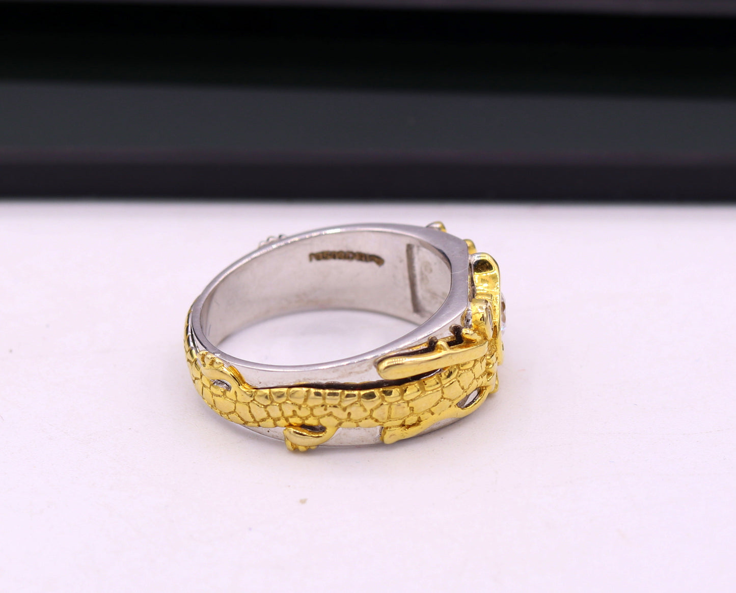 18k yellow gold and white gold ring band fabulous dragon design stylish fancy work wedding rings antique women's jewelry gring32 - TRIBAL ORNAMENTS