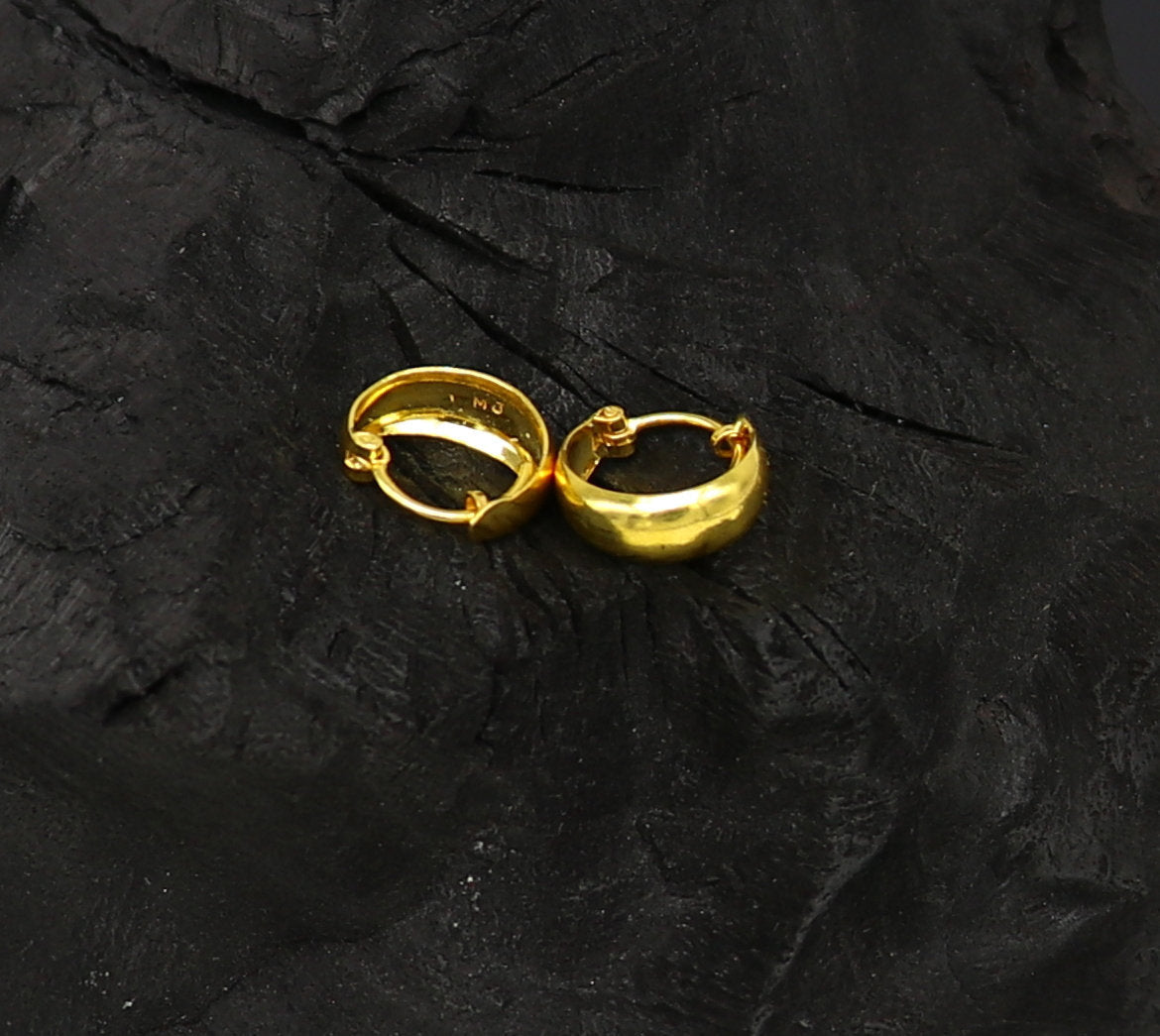 18kt yellow fine gold handmade customized hoops earring, excellent brides made clip on earring, Huggie Hoop Earrings jewelry ho65 - TRIBAL ORNAMENTS