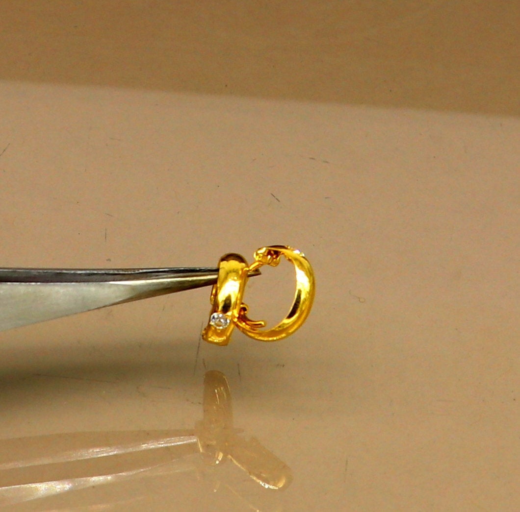 18kt yellow fine gold single stone hoops earring, excellent brides made clip on earring, Huggie Hoop Earrings jewelry gifting ho70 - TRIBAL ORNAMENTS