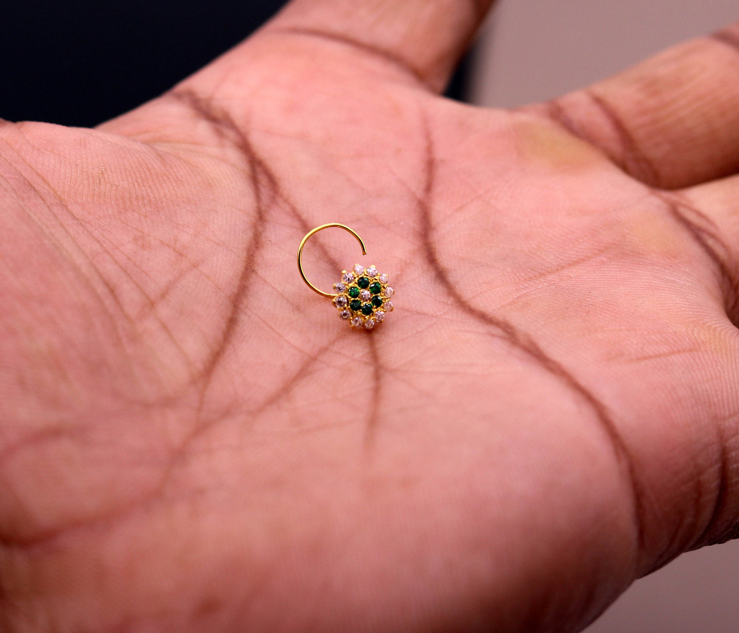 18kt yellow gold handmade fabulous green color stone cubic zircon nose stud,excellent women girls daily use jewelry from Rajasthan gnp16 - TRIBAL ORNAMENTS