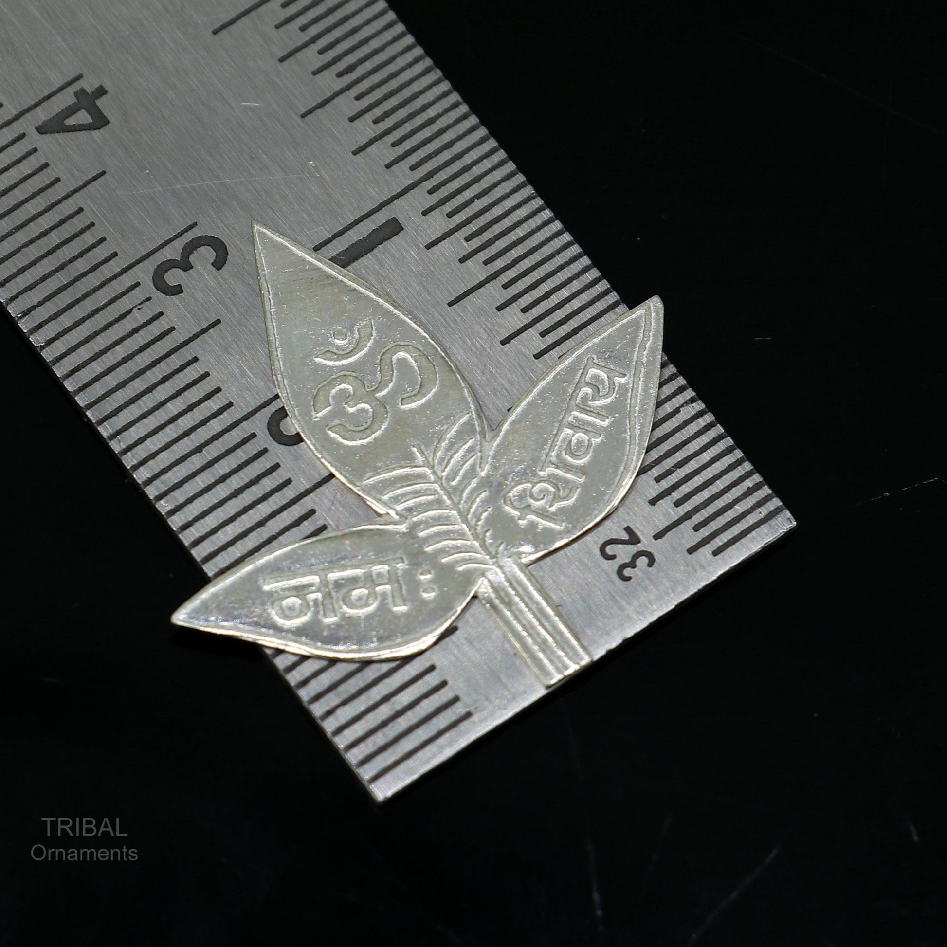 2.8 cm Lord Shiva bel Patra Solid silver handmade solid belva patra, shiva worshipping/ puja article, bel tree leaves for puja su599 - TRIBAL ORNAMENTS