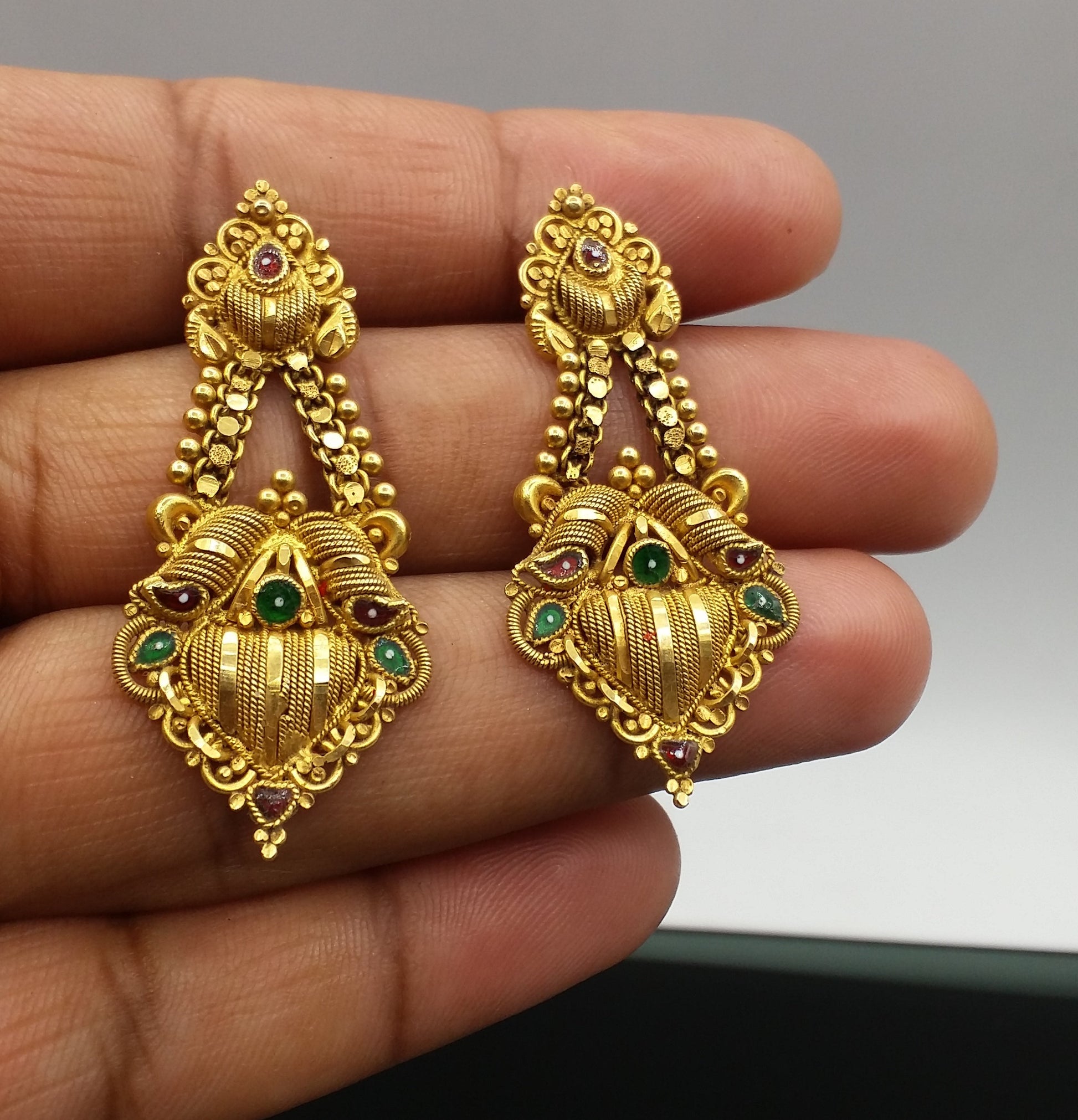 22carat karat yellow gold handmade filigree work stud earring fabulous indian traditional design earring jewelry - TRIBAL ORNAMENTS