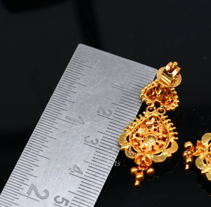 22K yellow gold handmade filigree stud earrings with antique design from Rajasthan, ideal for bridal wedding jewelry.