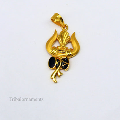 22KT yellow gold handmade Lord Shiva Trishul pendant, unisex jewelry with customized trident design from TRIBAL ORNAMENTS.