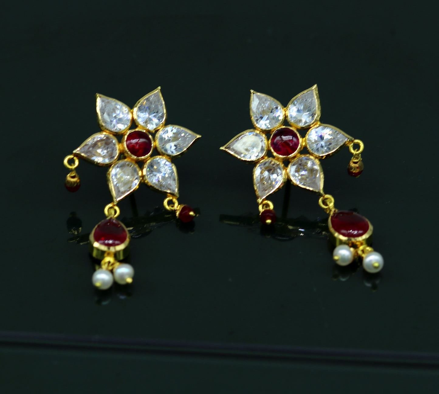 22kt yellow gold handmade gorgeous stud earring excellent stylish wedding bridesmaid customized stud earring personalized jewelry from india - TRIBAL ORNAMENTS