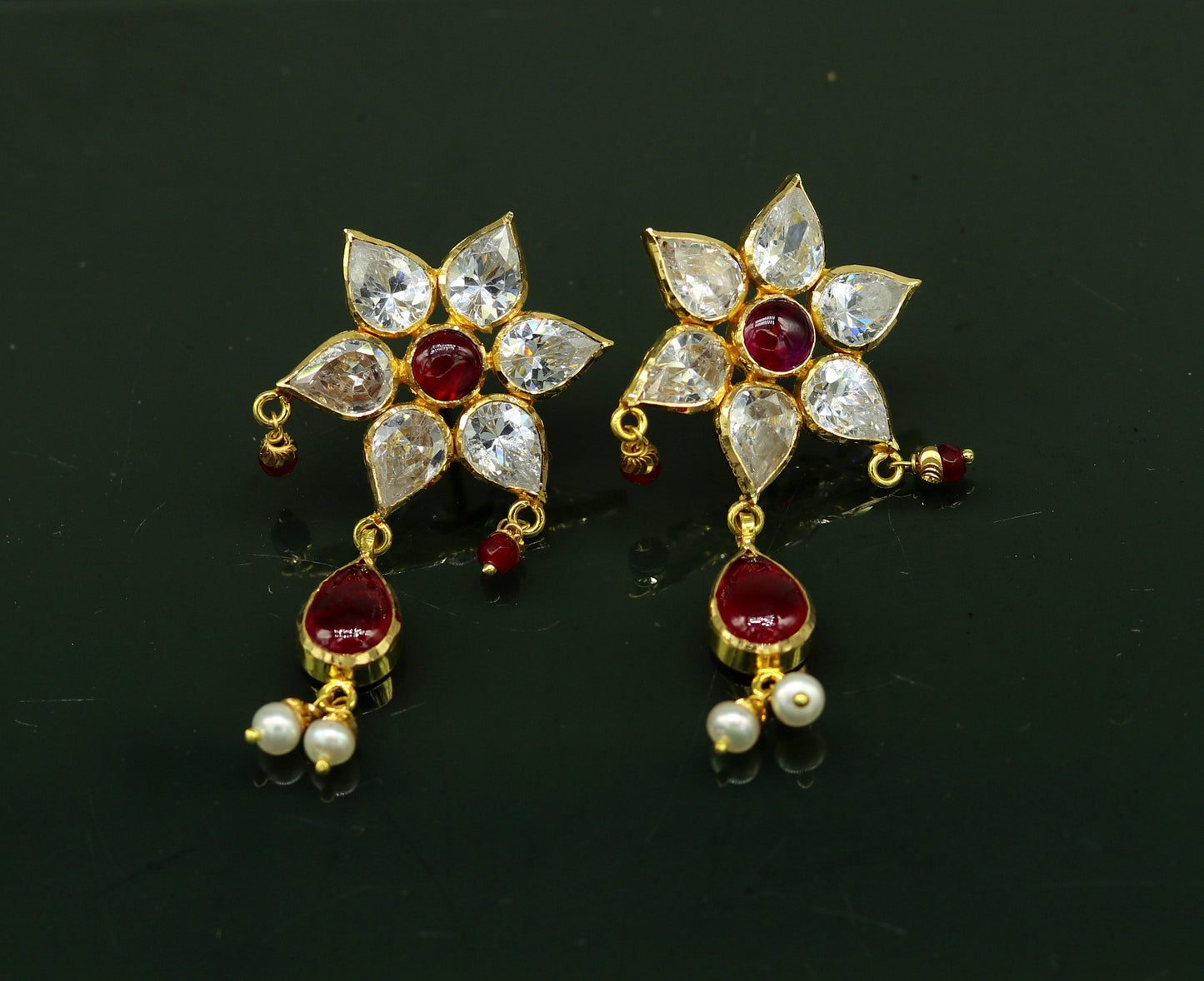 22kt yellow gold handmade gorgeous stud earring excellent stylish wedding bridesmaid customized stud earring personalized jewelry from india - TRIBAL ORNAMENTS