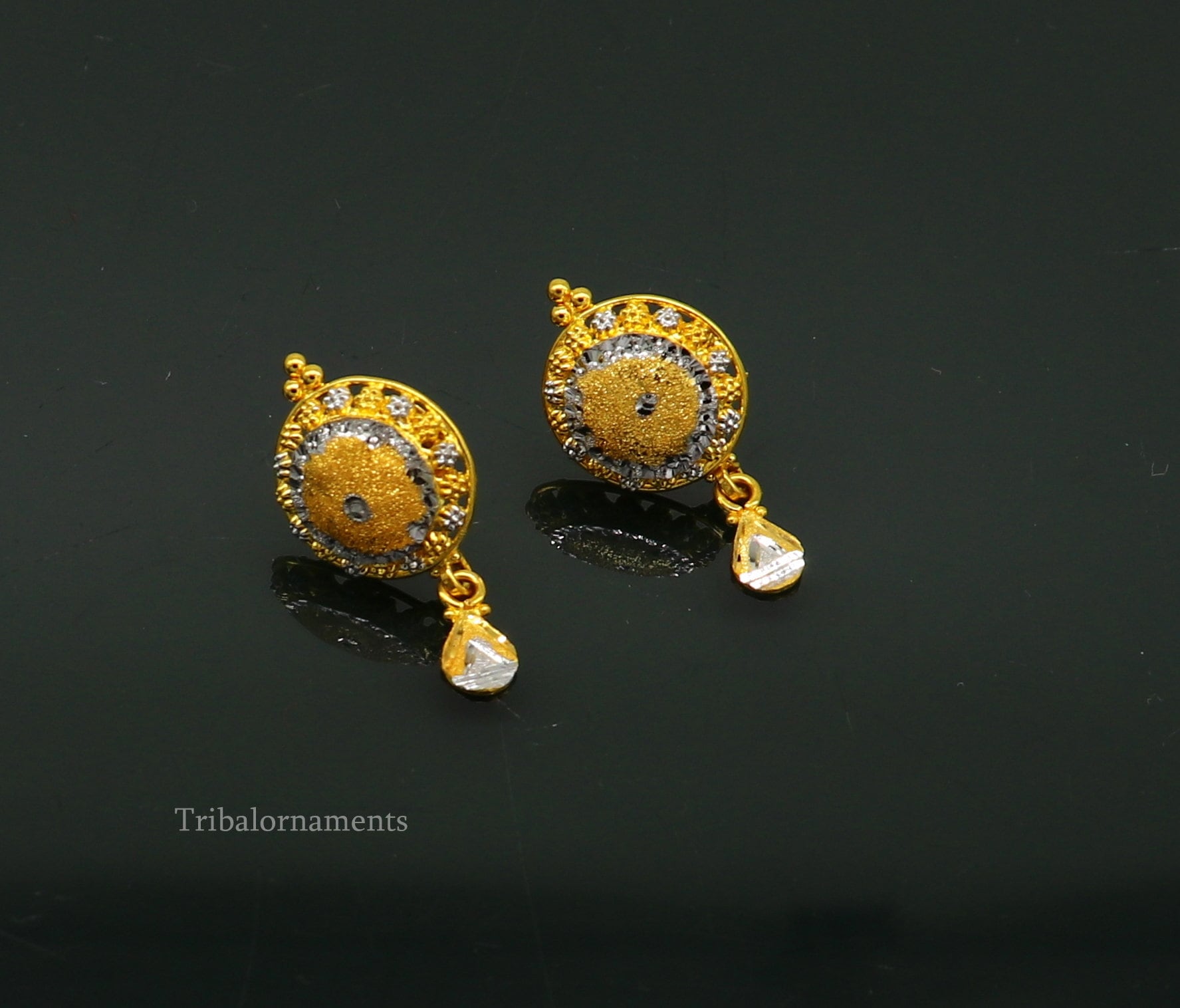 22Kt yellow gold handmade Stylish designer fancy earring, gorgeous brides gift daily use best gifting stud earring, charm jewelry ear129 - TRIBAL ORNAMENTS