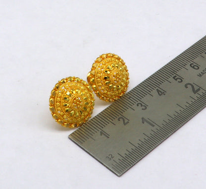 22Kt yellow gold handmade filigree stud earrings from TRIBAL ORNAMENTS, featuring intricate design for bridal jewelry and gifts.