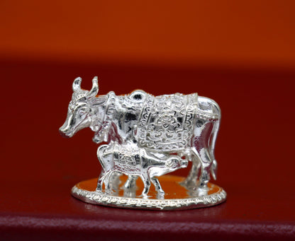 25 grams Divine cow with calf 925 sterling silver soled Kamdhenu cow, deity's cow, wishing cow, silver worshipping puja art616 - TRIBAL ORNAMENTS