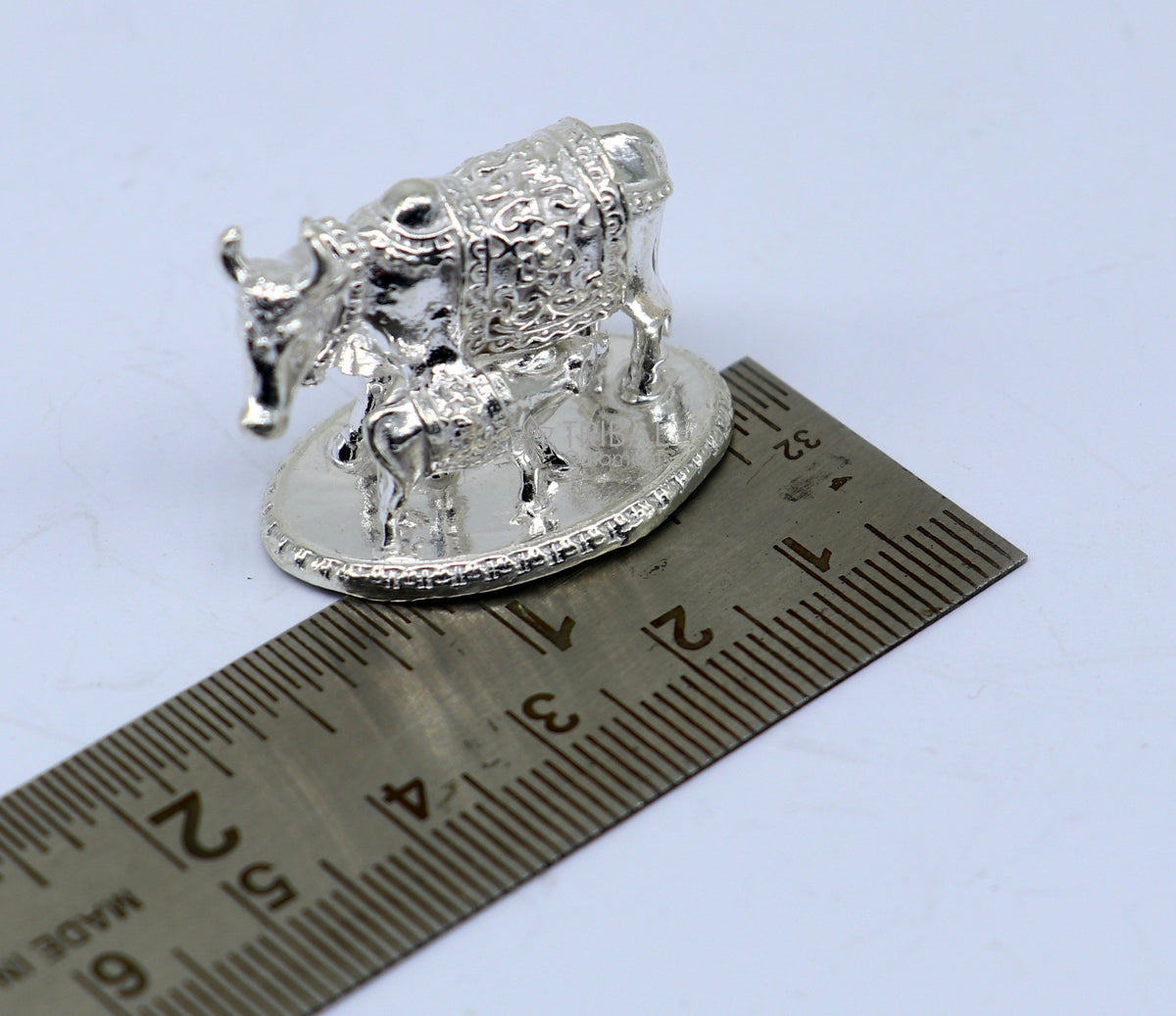 25 grams Divine cow with calf 925 sterling silver soled Kamdhenu cow, deity's cow, wishing cow, silver worshipping puja art616 - TRIBAL ORNAMENTS