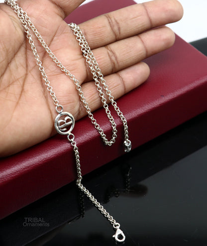 Sterling silver 25-inch face mask and eyeglass chain with B alphabet design, stylish women's sunglass and glasses cord.