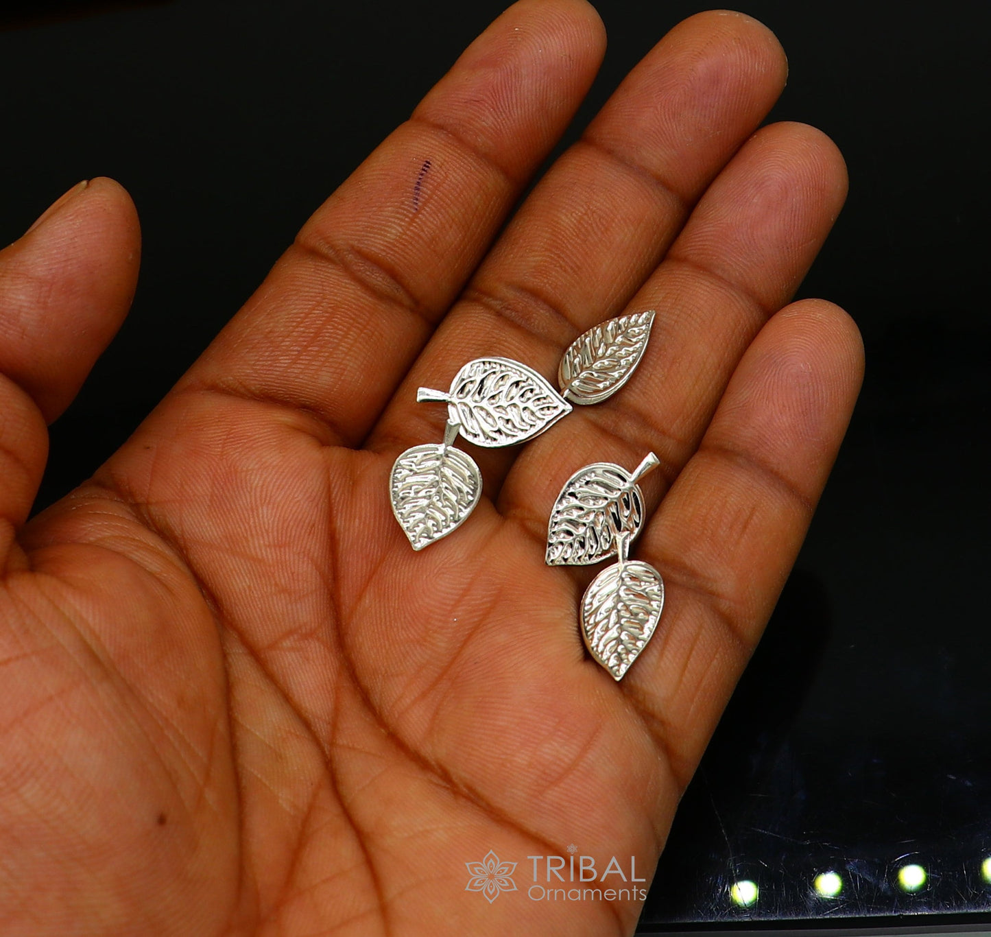 2cm 925 sterling silver handmade small betel leaf Paan leaf for worshipping offered to Lord Vishnu, Goddesses Laxmi and Lord Ganesh su1104 - TRIBAL ORNAMENTS