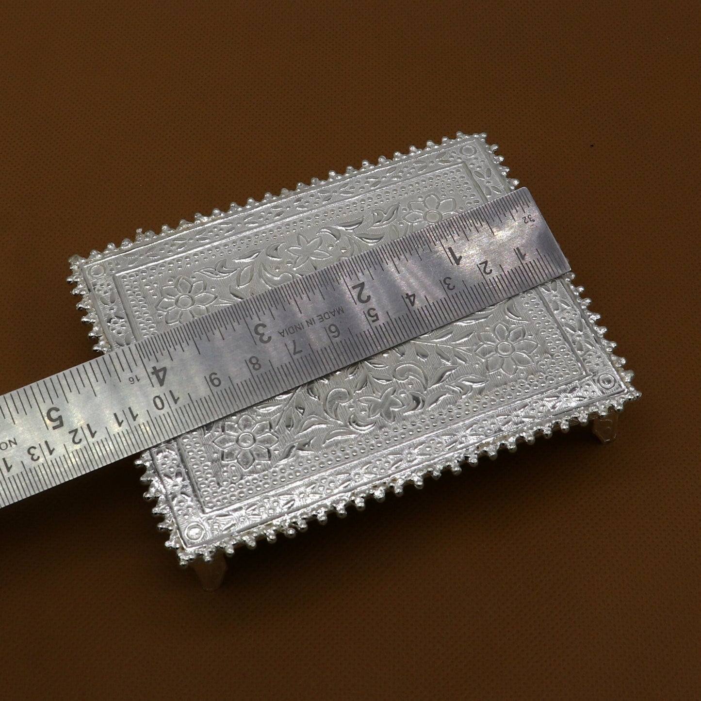 3.5"x4.5" Vintage design Sterling silver handmade customize small rectangle shape table/bazot/chouki, excellent home puja utensils su1265 - TRIBAL ORNAMENTS