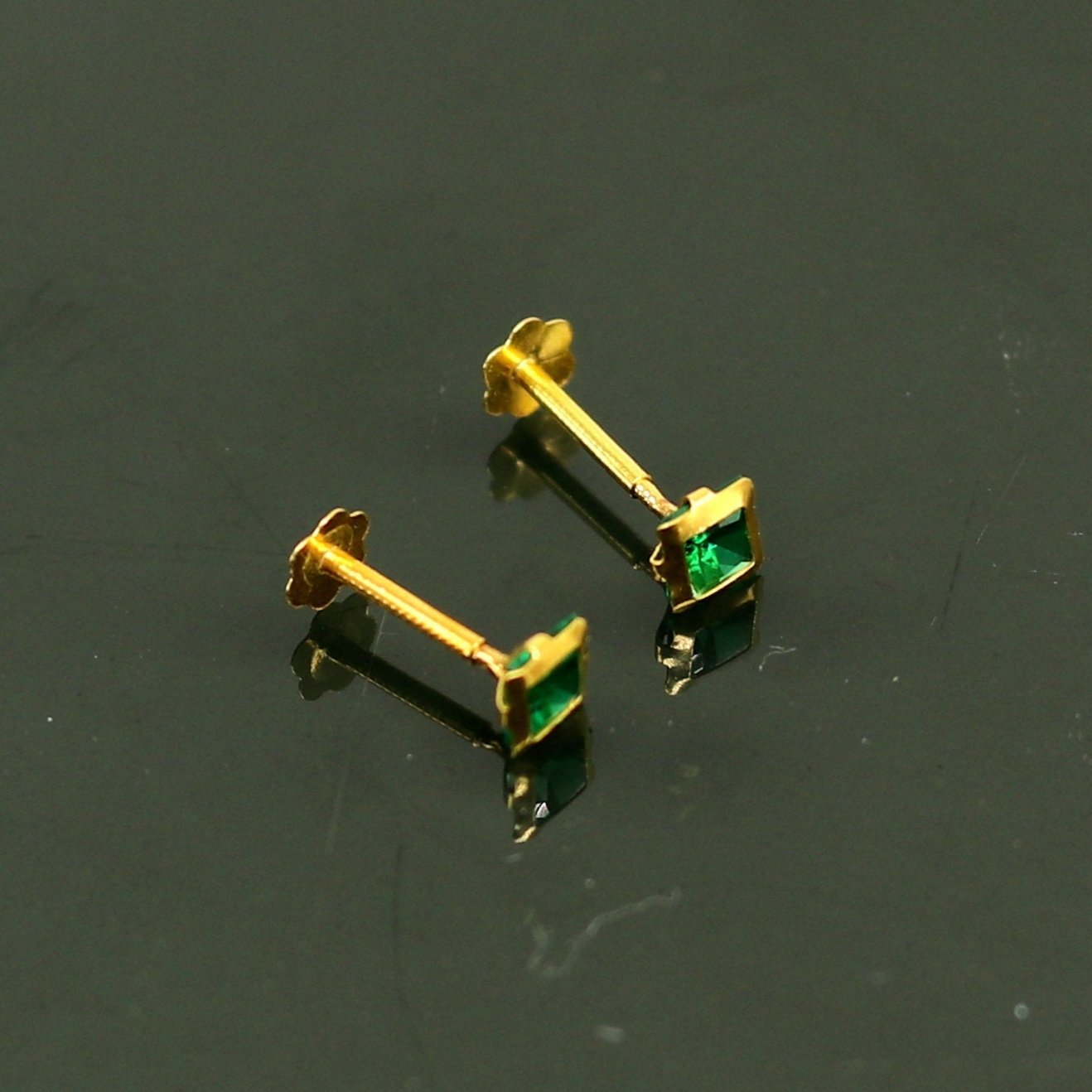 3.5mm tiny single Green stone handmade 18kt yellow gold combo jewelry we can use as stud or nose stud , baby stud cartilage jewelry er110 - TRIBAL ORNAMENTS