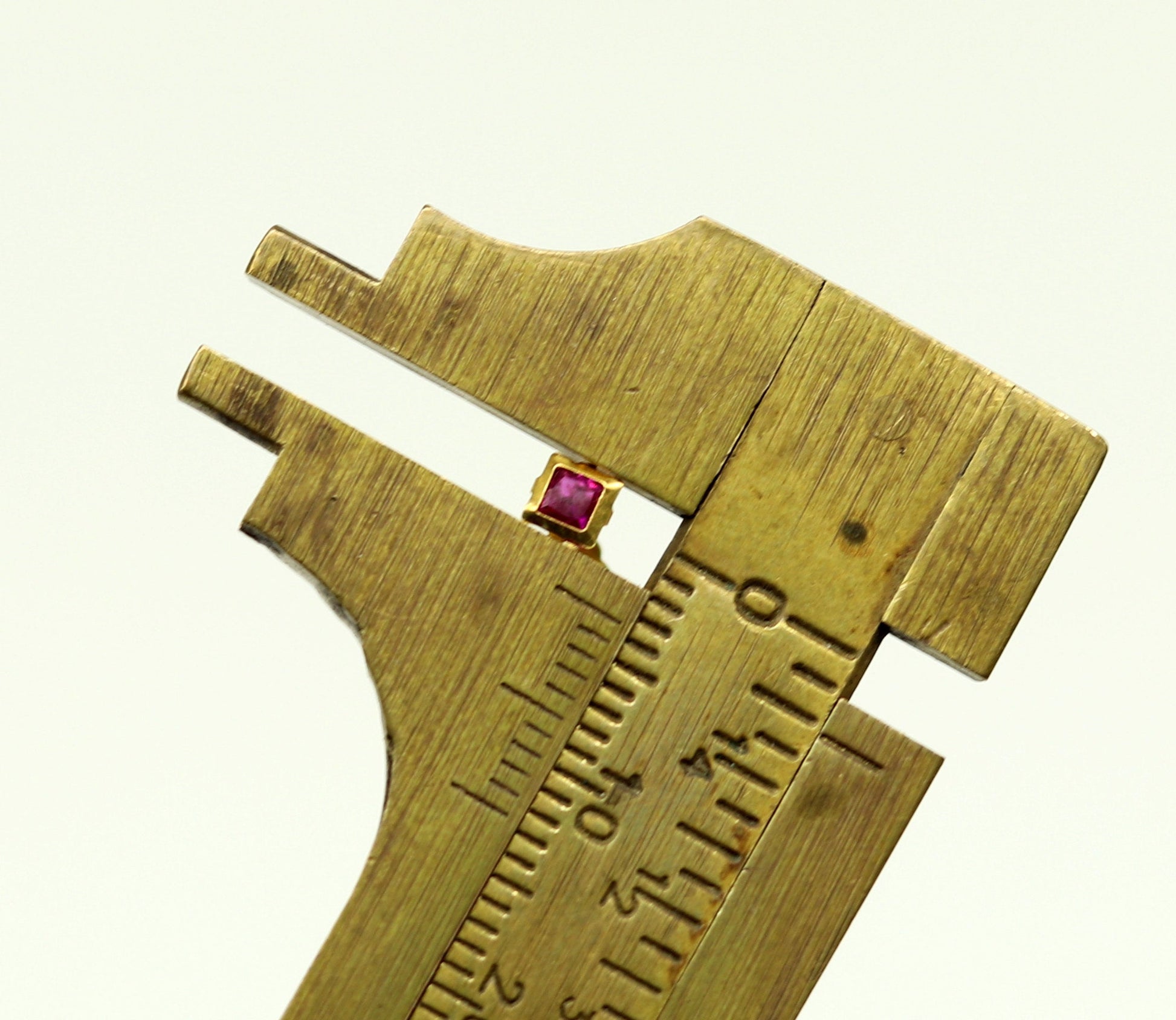 3.5mm tiny single red stone handmade 18kt yellow gold combo jewelry we can use as stud or nose stud , baby stud cartilage jewelry er109 - TRIBAL ORNAMENTS