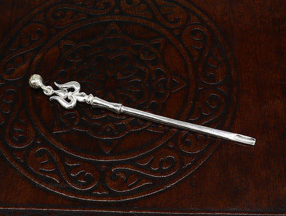 Handmade 3-inch sterling silver kum kum sticks with intricate tribal designs, ideal for eyeliner, kajal, and traditional bridal use.