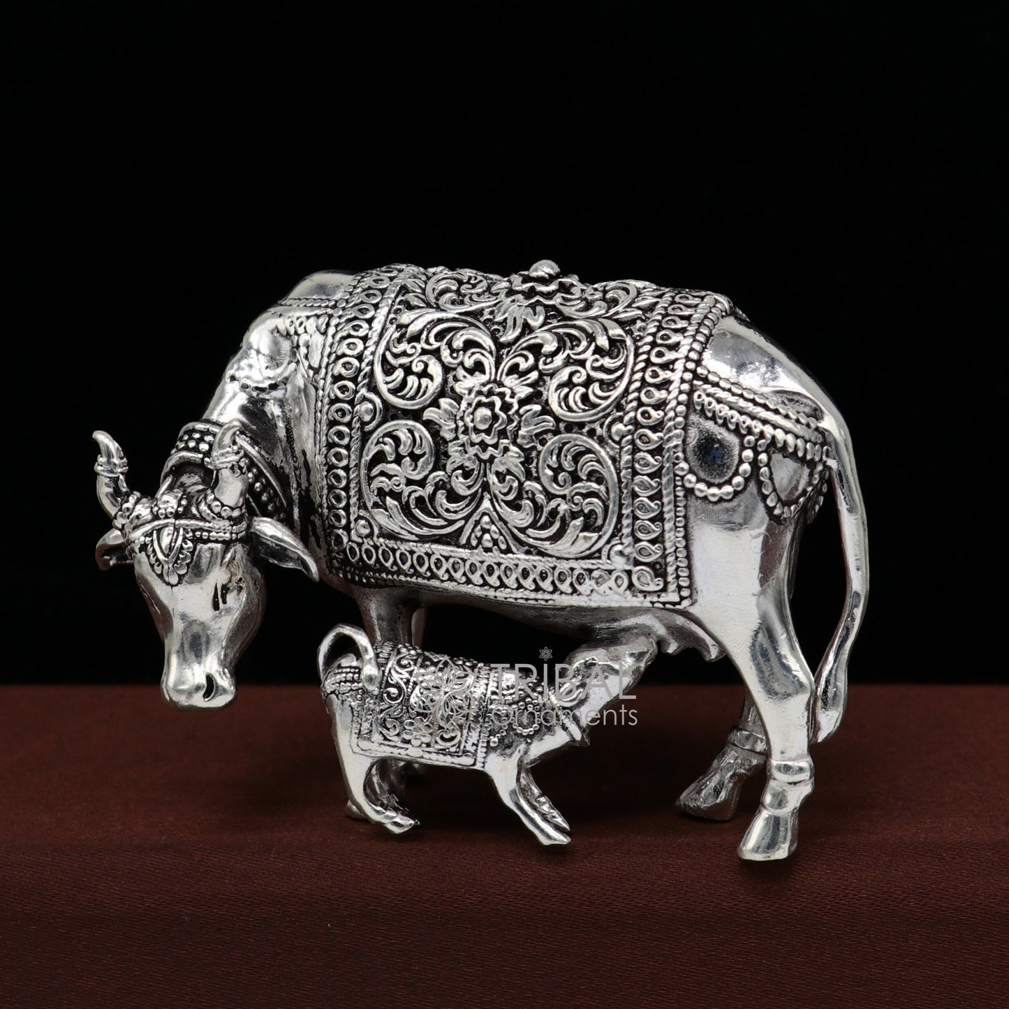3" x 2" cow 925 sterling silver Kamdhenu cow, deity's cow, wishing cow, silver worshipping article for wealth and prosperity art631 - TRIBAL ORNAMENTS
