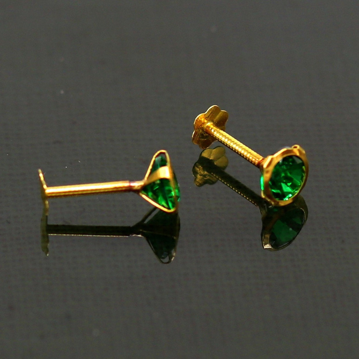 4.2mm 18k yellow gold handmade fabulous green cubic zircon stone excellent antique vintage design stud earrings pair unisex jewelry er113 - TRIBAL ORNAMENTS