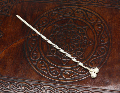Handmade 4.5-inch sterling silver eyeliner stick with intricate design, perfect for vintage brides and traditional makeup.