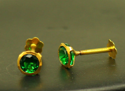 Handmade 4mm 18k yellow gold stud earrings with green cubic zirconia, vintage antique design, unisex jewelry by Tribal Ornaments.