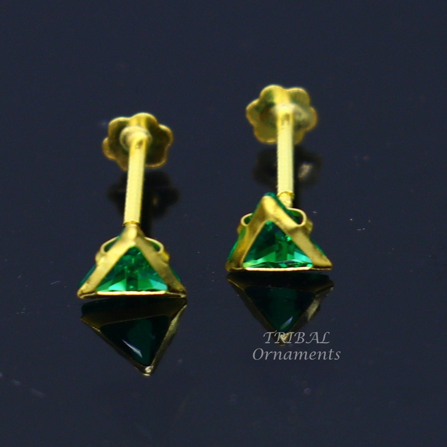 4mm 18kt yellow gold handmade single green stone Triangle shape stud earring cartilage earring customized unisex screw back jewelry er151 - TRIBAL ORNAMENTS