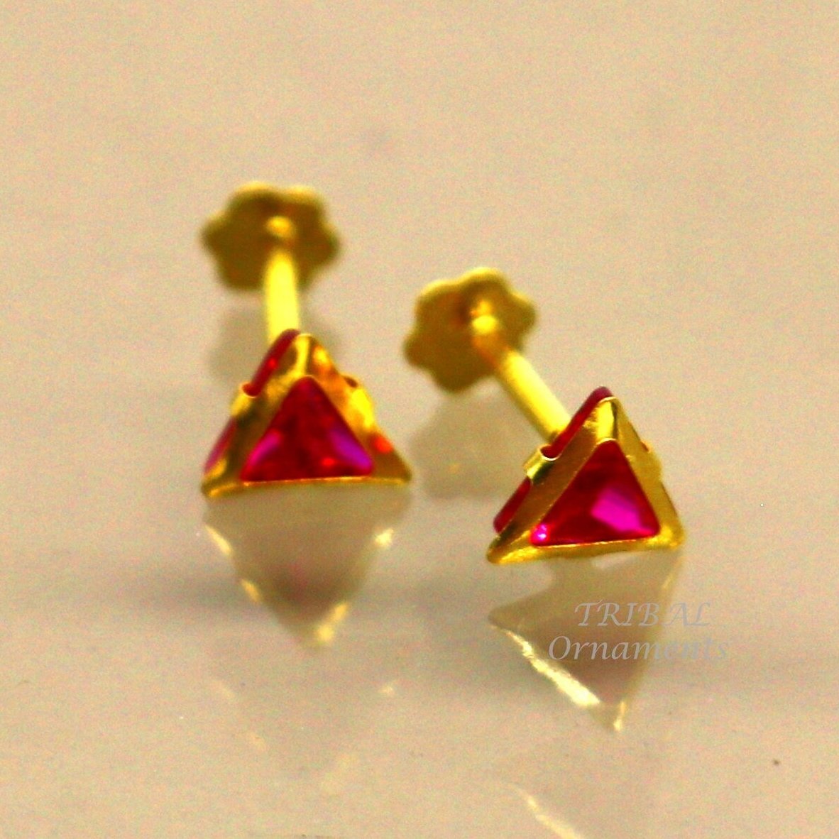 4mm 18kt yellow gold handmade single red stone Triangle shape stud earring cartilage earring customized unisex screw back jewelry er152 - TRIBAL ORNAMENTS