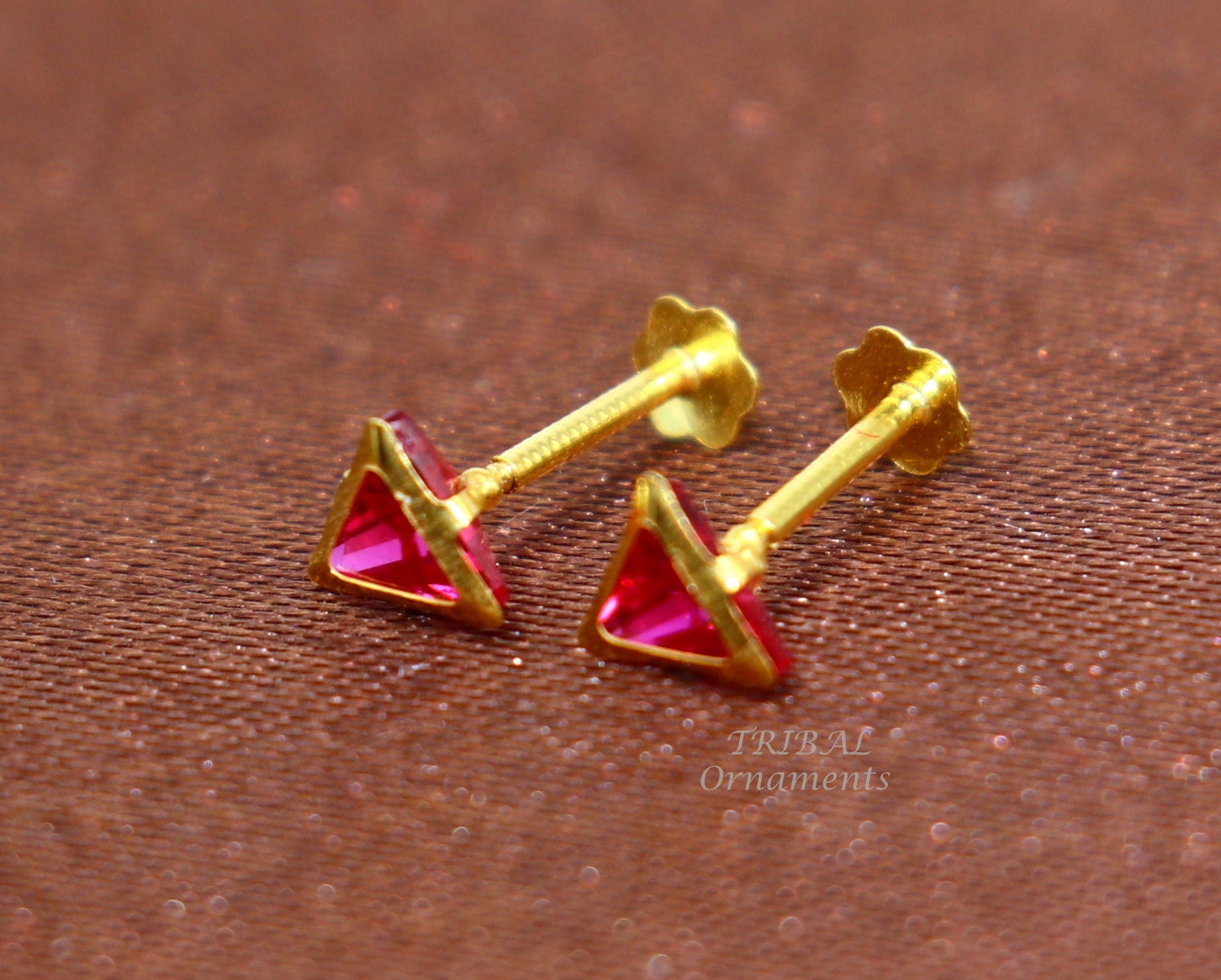 4mm 18kt yellow gold handmade single red stone Triangle shape stud earring cartilage earring customized unisex screw back jewelry er152 - TRIBAL ORNAMENTS