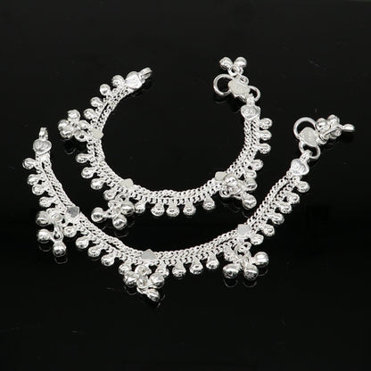 Handmade 5.5-inch sterling silver baby ankle bracelet with unisex design and customizable charm, suitable for kids.