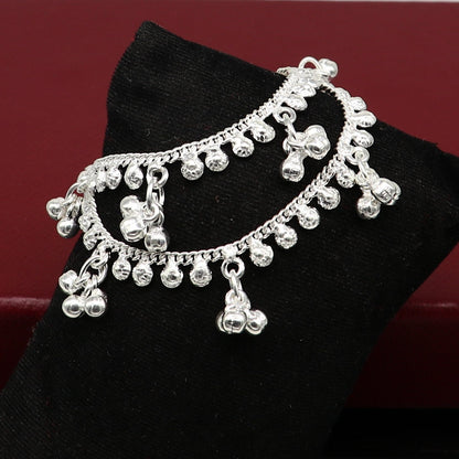 Handmade 5.5-inch sterling silver baby ankle bracelet with customizable charm, unisex design, suitable for kids and infants.