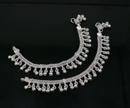 Sterling silver handmade baby anklet with jingling bells, tribal design, suitable for kids, from India, by TRIBAL ORNAMENTS.