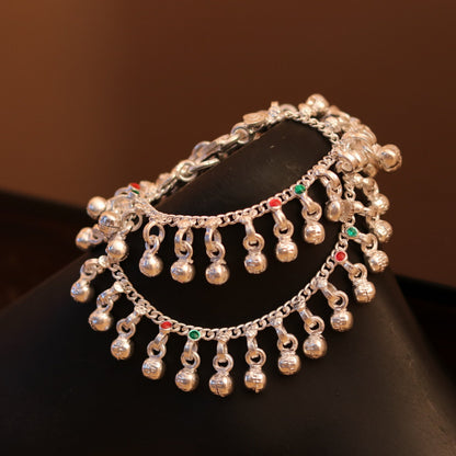 Sterling silver handmade baby ankle bracelet with noisy sound charm from Rajasthan India, tribal jewelry by TRIBAL ORNAMENTS.