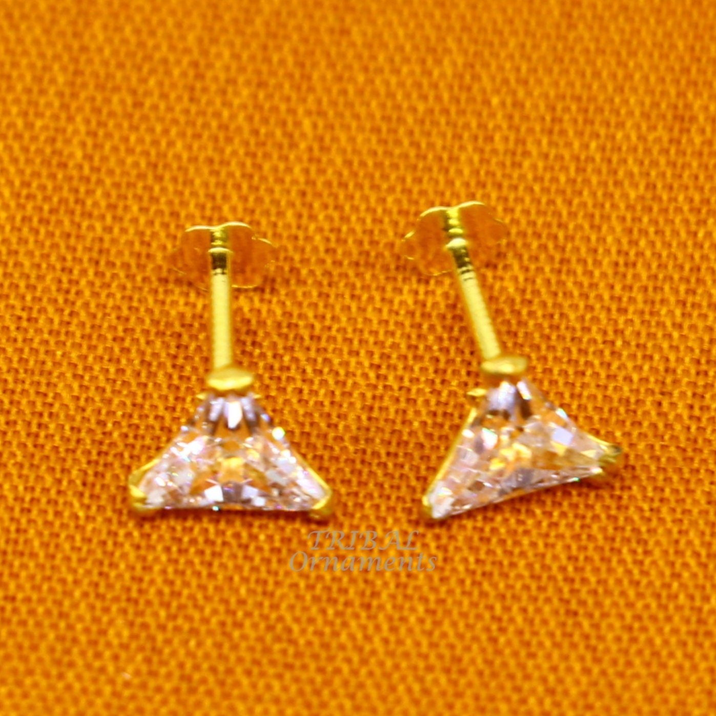 5mm 18kt yellow gold handmade single stone Triangle shape stud earring cartilage earring customized unisex screw back stud jewelry er148 - TRIBAL ORNAMENTS