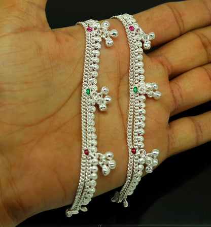 Handmade 6.2-inch sterling silver baby ankle bracelet with customized charms, unisex unisex kids jewelry by TRIBAL ORNAMENTS.