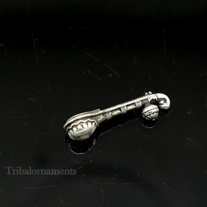 Small 7 gm Saraswati Veena in 925 sterling silver, traditional Hindu musical instrument for Goddess Sharda, ideal for puja offerings.