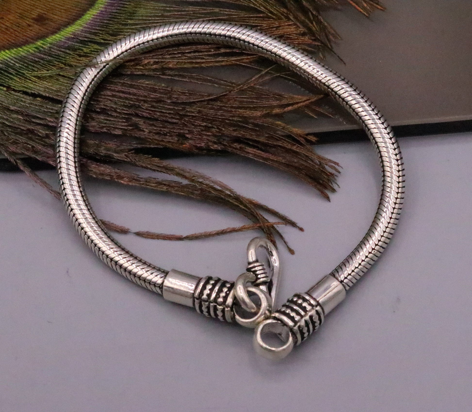 8.5-inch vintage design sterling silver snake chain bracelet from Rajasthan, handmade unisex jewelry by TRIBAL ORNAMENTS.