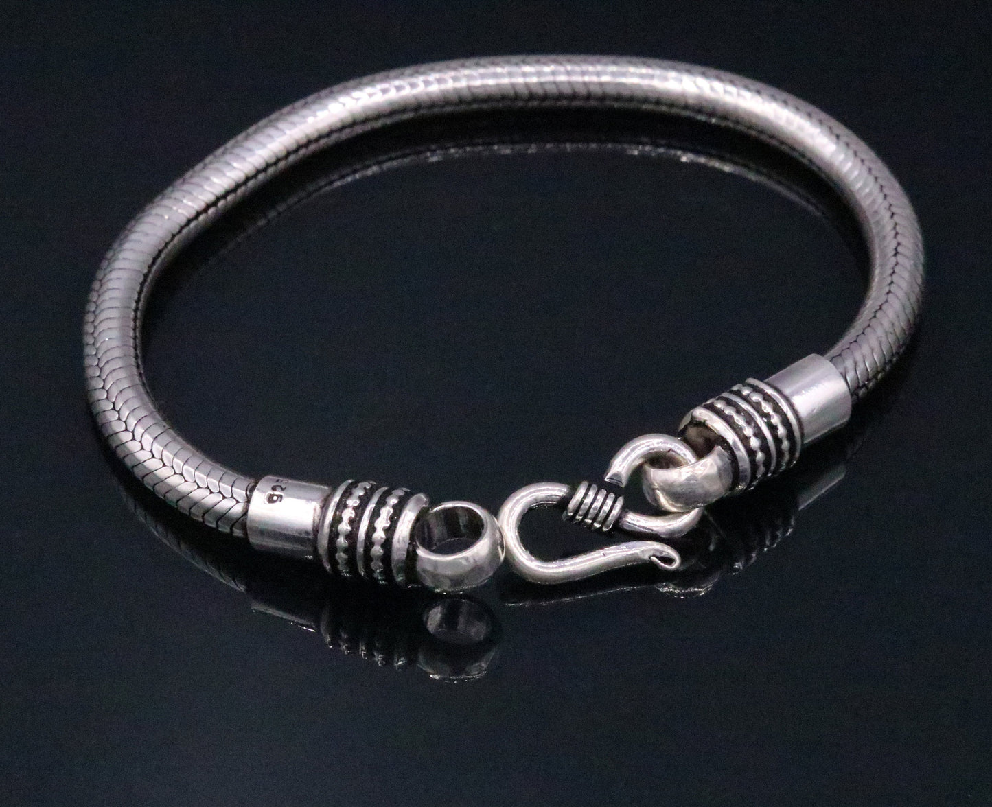 8.5-inch vintage design sterling silver snake chain bracelet from Rajasthan, handmade unisex jewelry by TRIBAL ORNAMENTS.