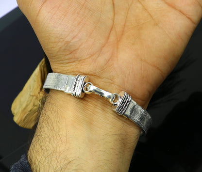 Vintage-style 925 Sterling silver Snake chain men's bracelet with oxidized finish, custom handmade jewelry for daily wear.