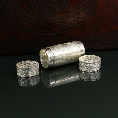 Handmade 925 solid silver small tobacco and storage box with intricate design, ideal for men's accessories and silver utensils.