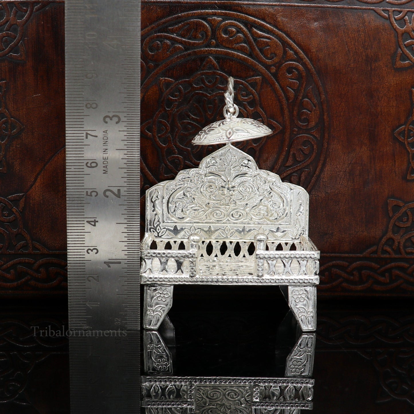 925 pure sterling silver handcrafted small singhasan, idol krishna Bal Gopala throne, god statue's stand chair, temple puja article su454 - TRIBAL ORNAMENTS