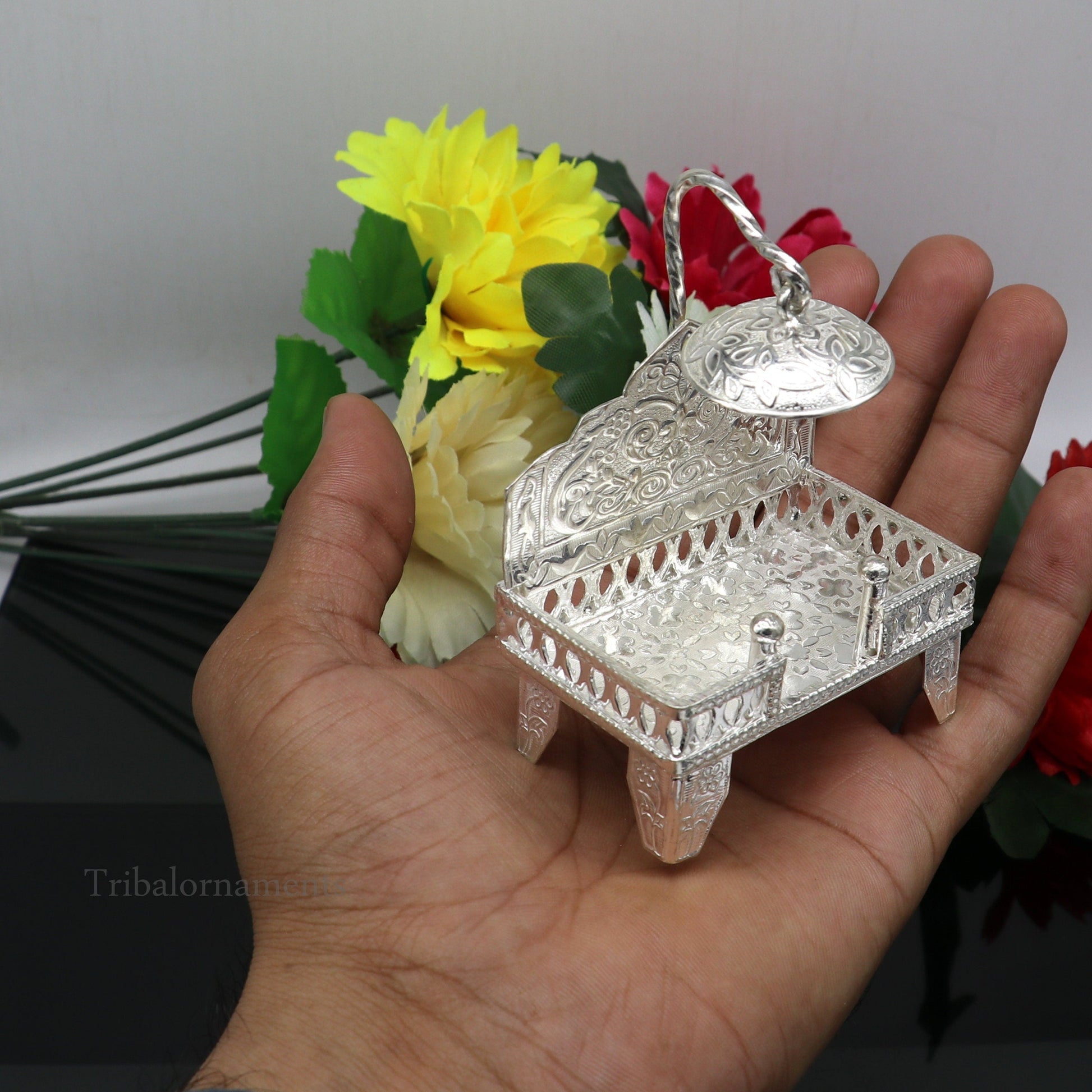 925 pure sterling silver handcrafted small singhasan, idol krishna Bal Gopala throne, god statue's stand chair, temple puja article su454 - TRIBAL ORNAMENTS