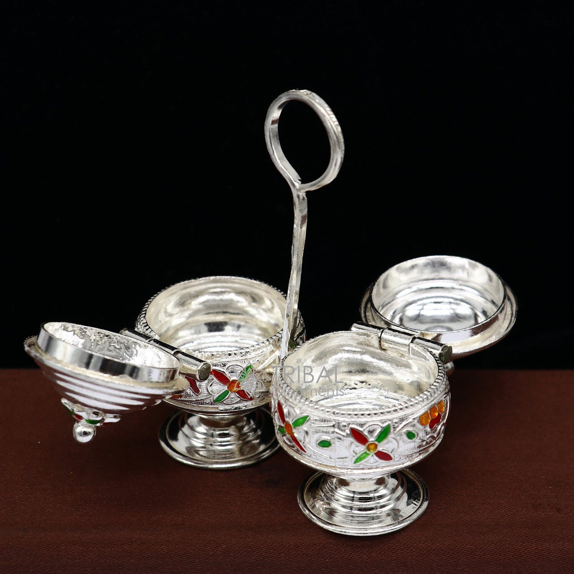 925 silver Vintage design trinket box, excellent kumkum/ sindur, sandal, saffron tilak box, silver kamandalam puja utensils stb788 - TRIBAL ORNAMENTS