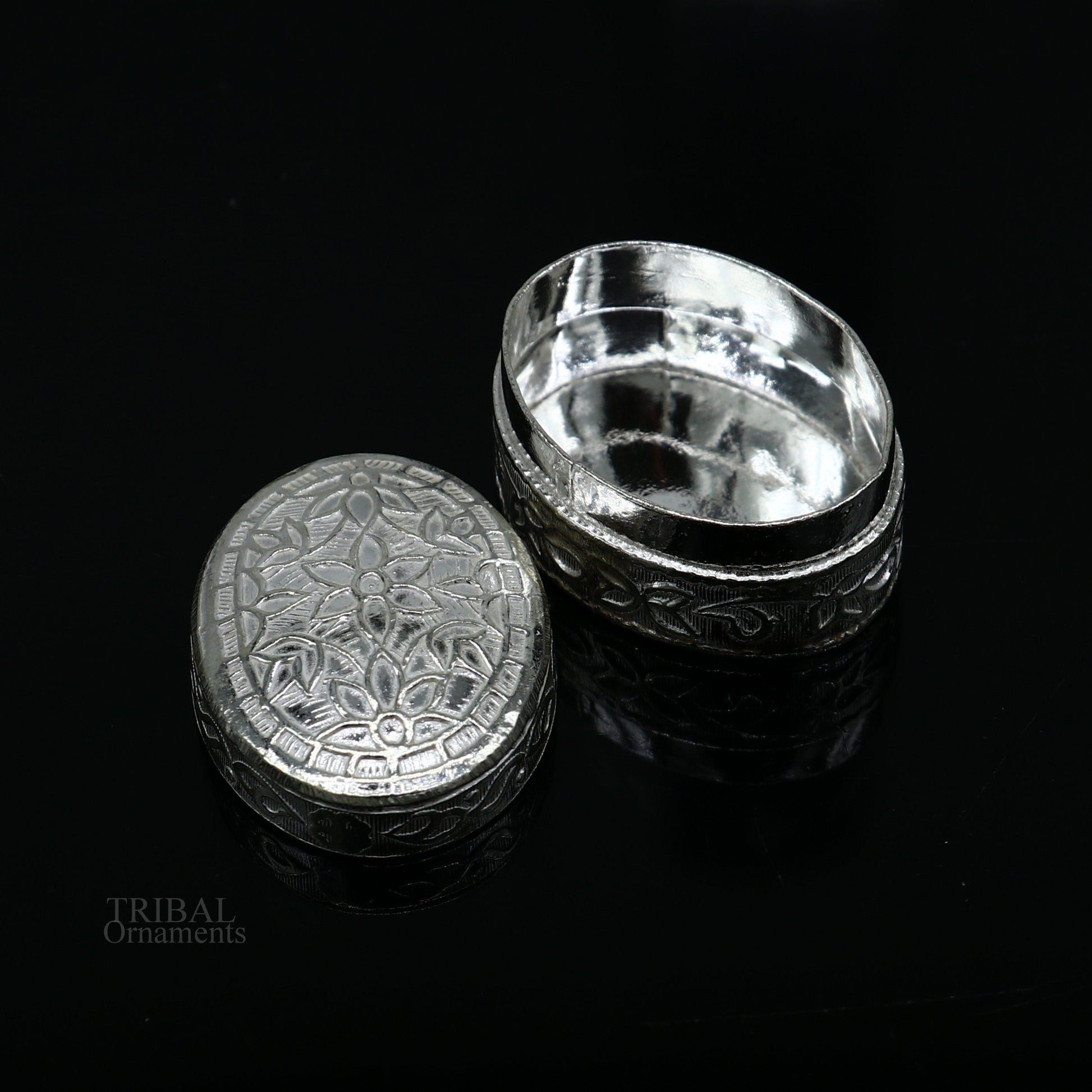 925 solid silver vintage oval shape brides gift kajal box, trinket box, sindur box, eyeliner box, silver utensils, best bridal gift stb341 - TRIBAL ORNAMENTS