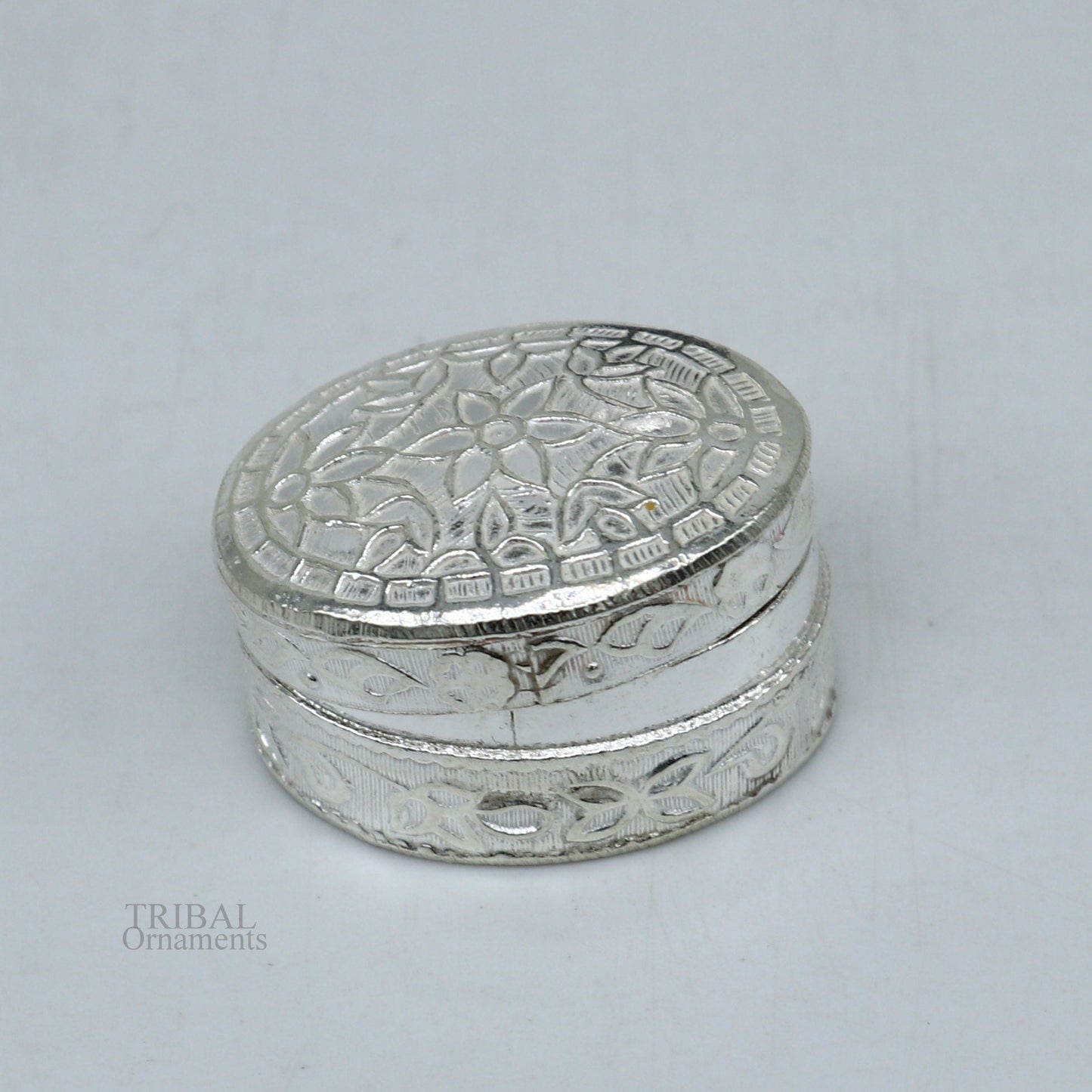 925 solid silver vintage oval shape brides gift kajal box, trinket box, sindur box, eyeliner box, silver utensils, best bridal gift stb341 - TRIBAL ORNAMENTS