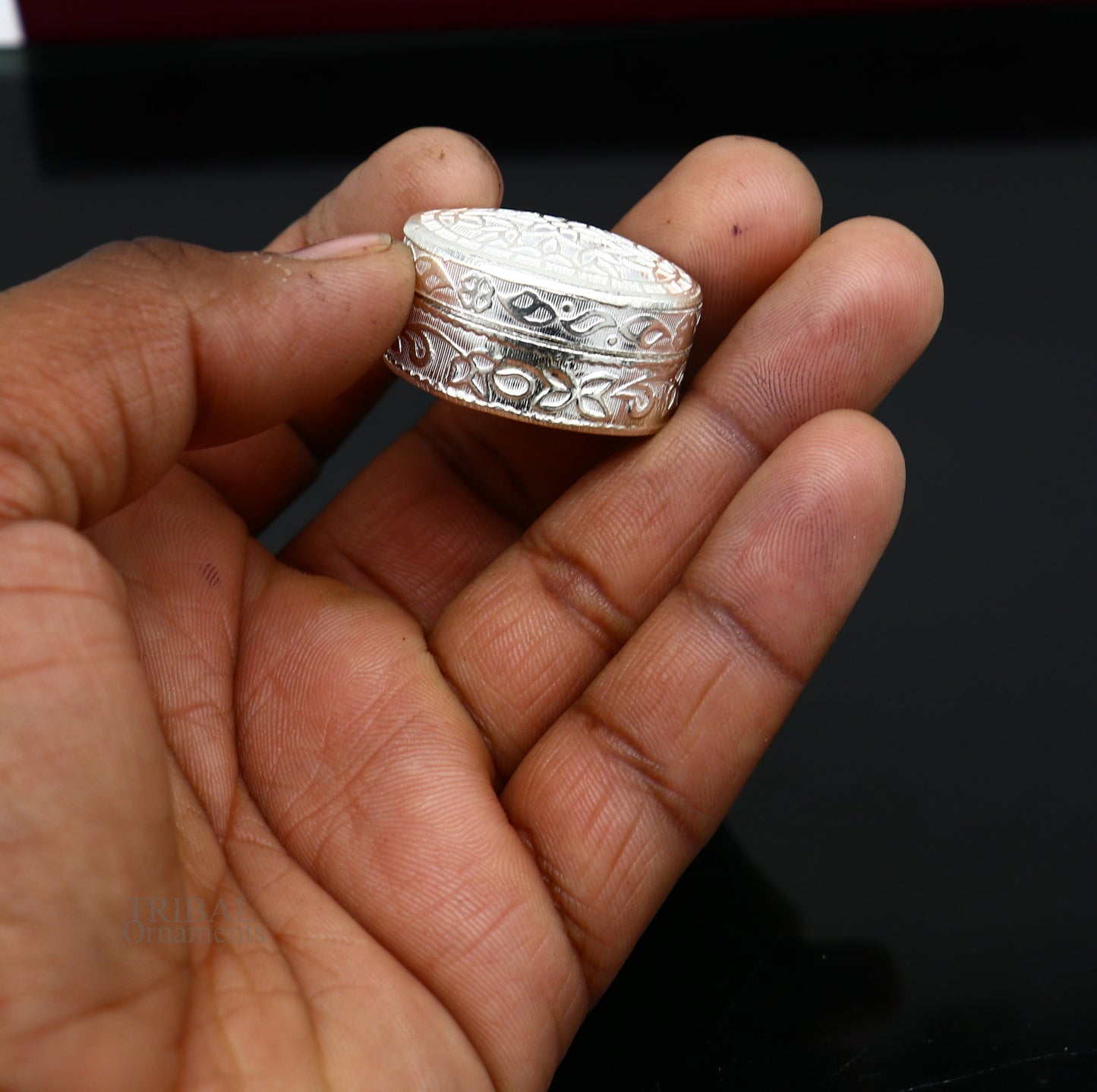 925 solid silver vintage oval shape brides gift kajal box, trinket box, sindur box, eyeliner box, silver utensils, best bridal gift stb341 - TRIBAL ORNAMENTS
