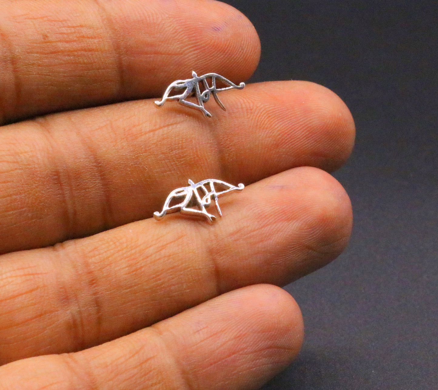 925 Solid sterling silver handmade stud indian idol lord rama fabulous design regional stud earring pair jewelry s-17 - TRIBAL ORNAMENTS