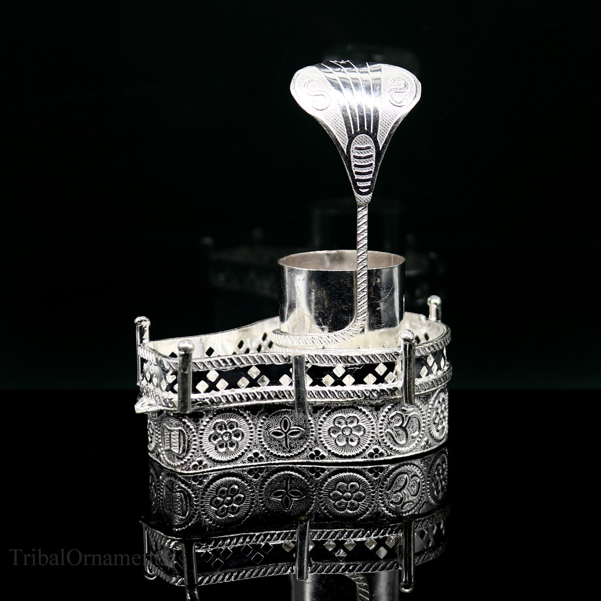 925 solid sterling silver lord shiva Mahakal lingam stand/jalheri, use for put/hold shiva lingam in home temple, handmade article su336 - TRIBAL ORNAMENTS