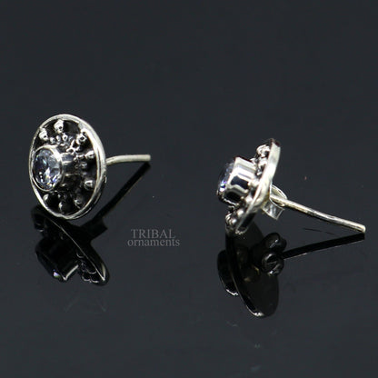 Sterling silver handmade vintage-style single CZ stone stud earring with traditional Indian design by TRIBAL ORNAMENTS.