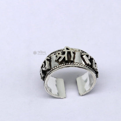 Sterling silver 11mm wide handmade adjustable Rama mantra thumb ring featuring idol Rama and "Jai Shri Ram" inscription.