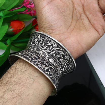 Elegant 925 sterling silver adjustable tribal cuff bracelet with ethnic boho design, perfect for weddings and Navratri jewelry.